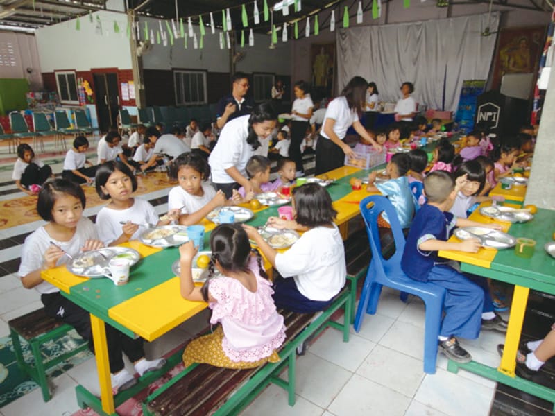 (Thailand) Donating Money for School Lunches and Textbooks