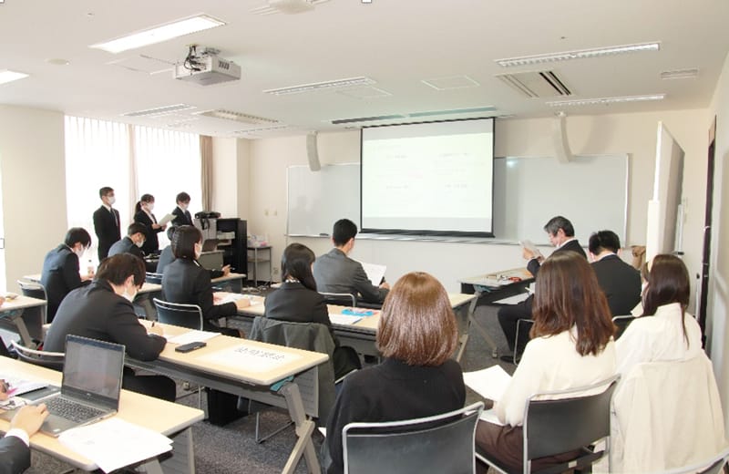 関西大学でCSR特別講義を実施