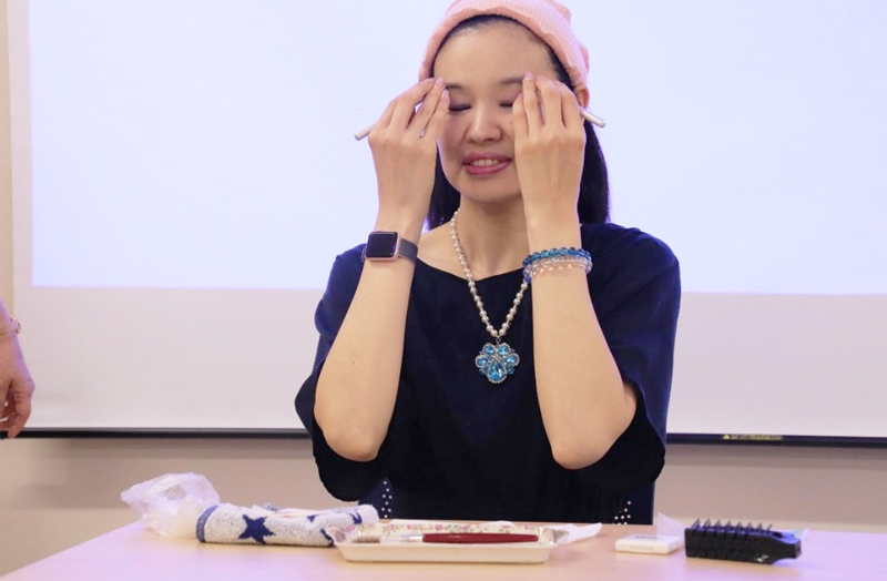 Held Blind Makeup seminar Supporting JAPAN CAREMAKE ASSOCIATION