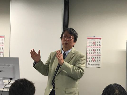 日本経営倫理学会CSR研究部会で事例報告をする、執行役員 箕輪睦夫