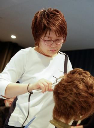 【優勝】川徳 フォンテーヌ クチュールコーナー　村松 芙規子